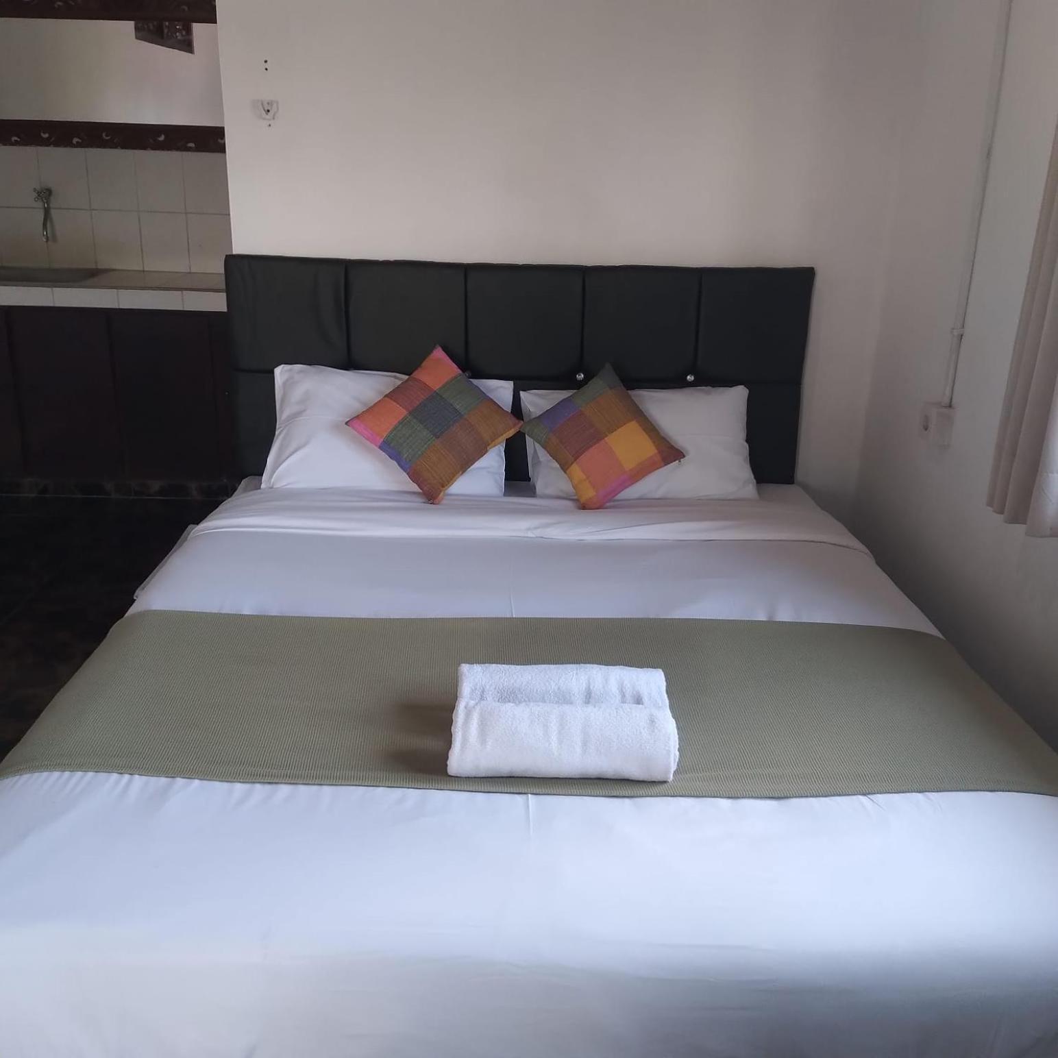 Inn Between Ubud Esterno foto