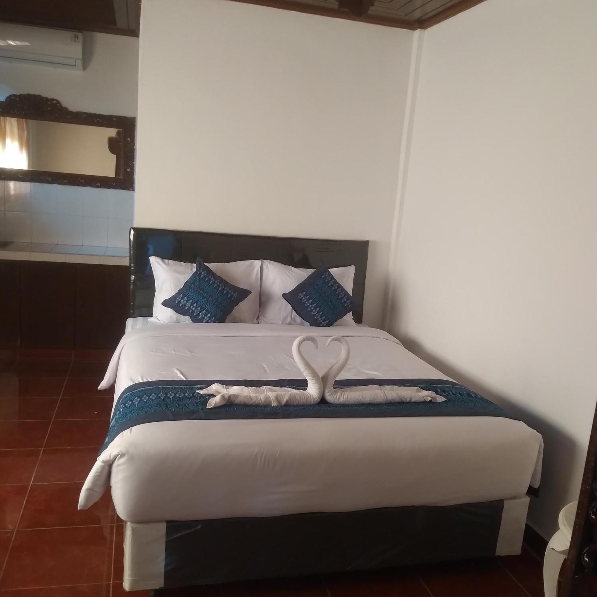 Inn Between Ubud Esterno foto